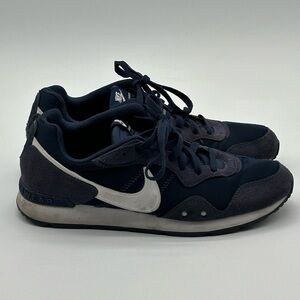 Nike Venture Runner Running Trainers Ck2944-400 Sneakers Shoes Size 8 men’s